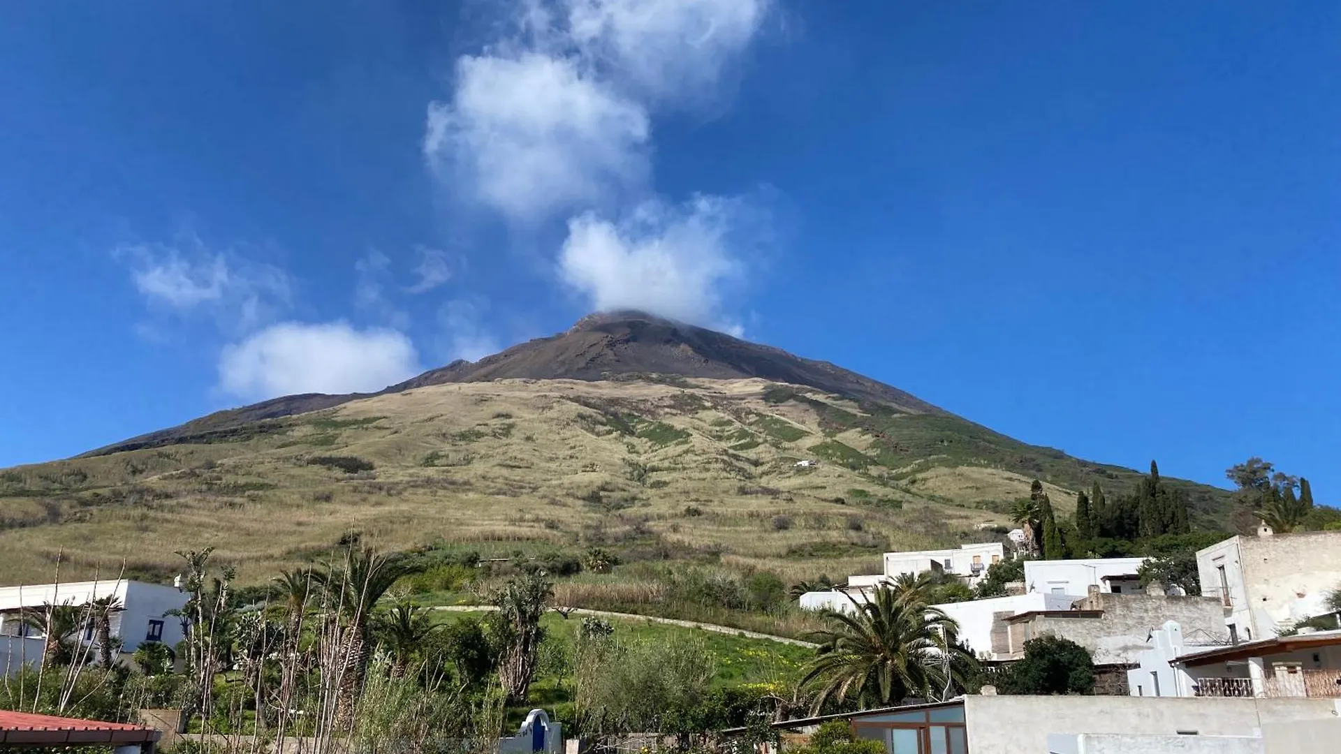 Casa Civetta Villa Stromboli Italy